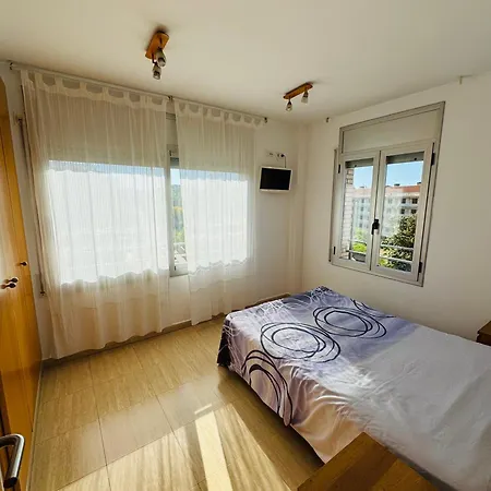 Magnifico Piso Con Terraza Grande Y Piscina Cerca De La Playa